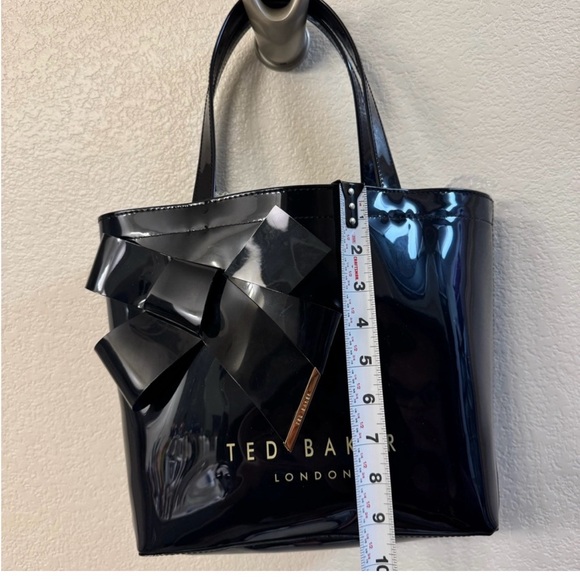 Ted Baker Glossy Black Tote with Large Bow NWT - Picture 7 of 12